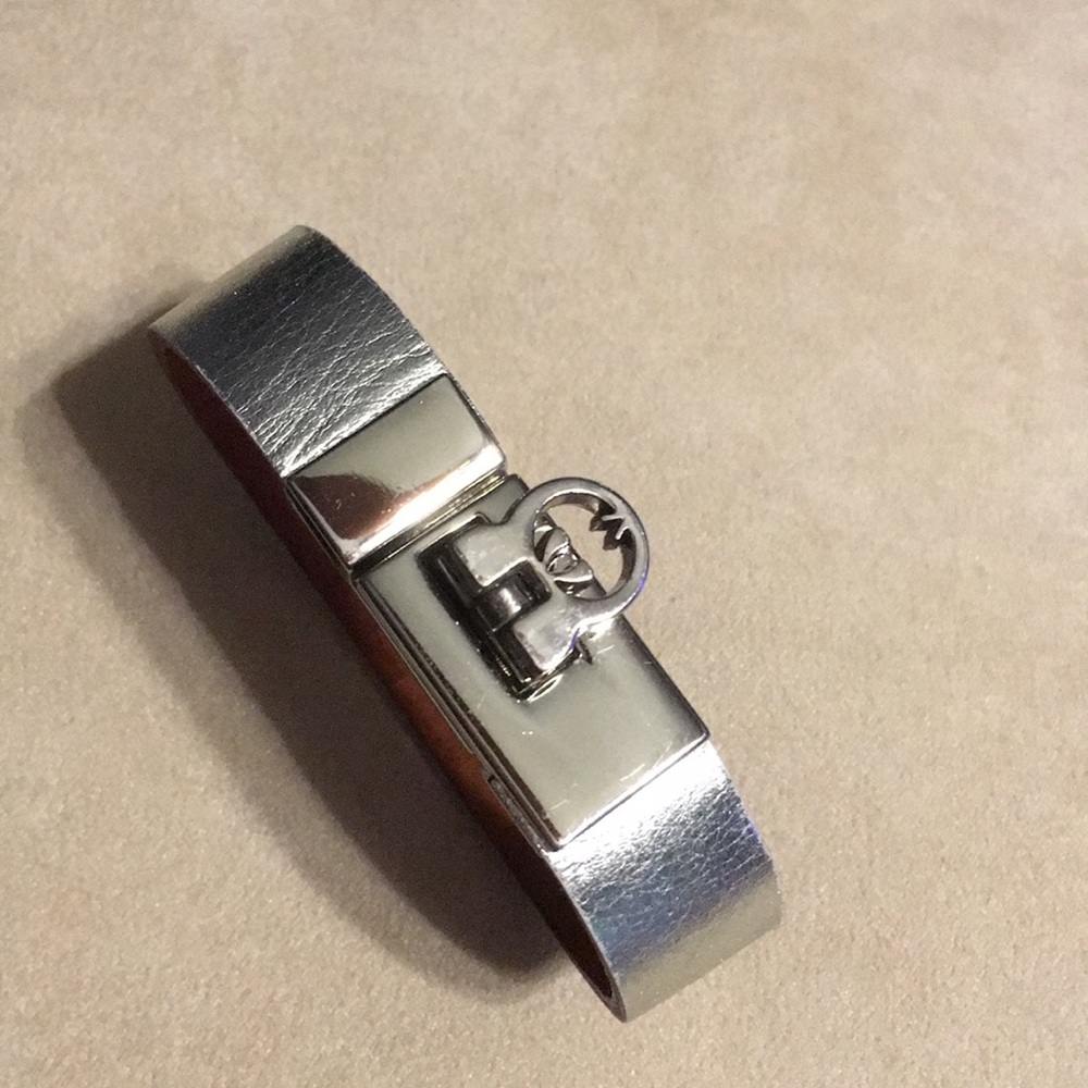 Fashion Leather Bracelet